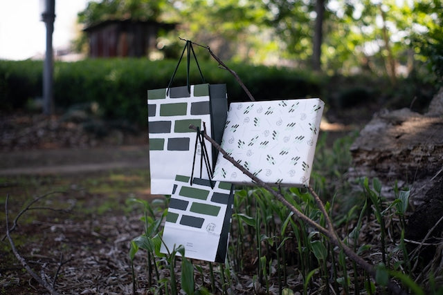 箱詰め包装代　包装紙 / のし紙